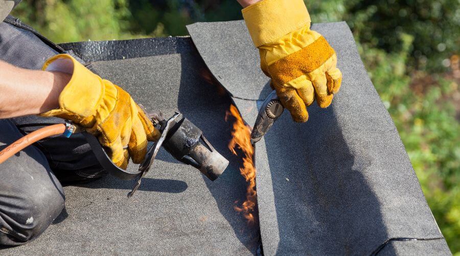 Professional gutter cleaning in Clemmons, NC